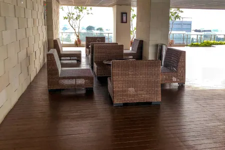 Comfortable Studio at Menteng Park Apartment Отели рядом со станцией Stasiun Pasar Senen