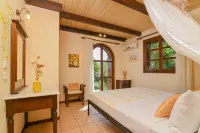 Therianos Traditional Villas