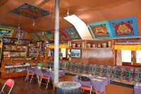 Machermo Lodge & Bakery - breakfast