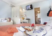 Hotel Cadiz - balcony