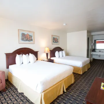 Queens Inn Anaheim