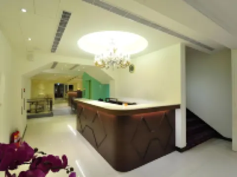 Bravo Hotel Hotels in Taichung