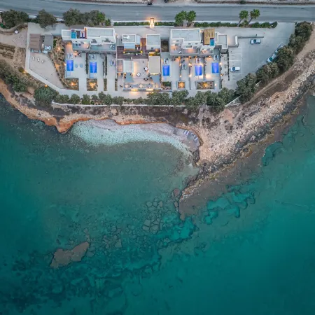 Paros Comfy Suites