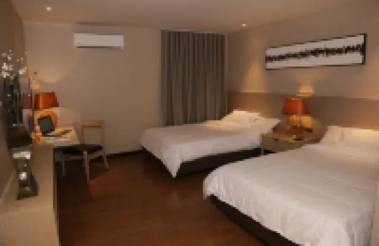 Subic Bay Travelers Hotel & Event Center