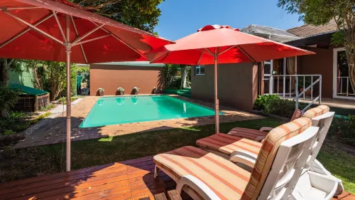 Brown Jug Guest House - 4-Star
