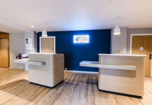 홀리데이 인 익스프레스 - 위건