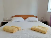 Apartment Zarace - Pet friendly