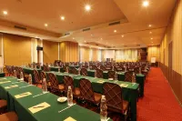 Laras Asri Resort & Spa Hotels in Argomulyo