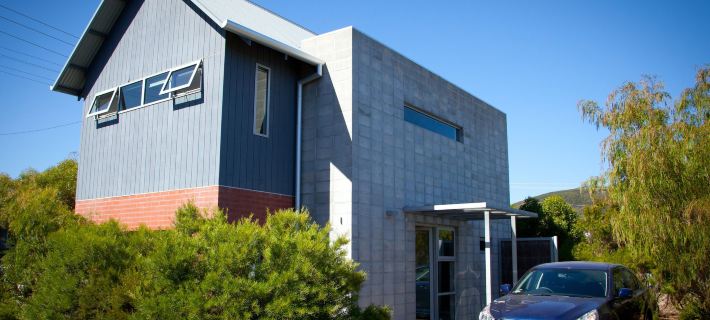 Hanover Bay Apartments Hotels in Albany