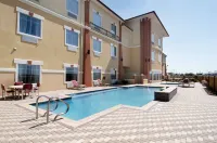 Super 8 by Wyndham Hidalgo/McAllen Area - Pool