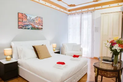 Lh Royal Suites Terrace Hotels in Pantheon