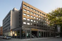 Stadthotel am Römerturm Hotels in Кельн