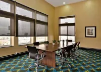 Comfort Inn & Suites I-10 Airport