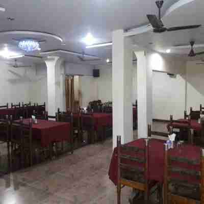 Hotel Sheela International Dining/Meeting Rooms