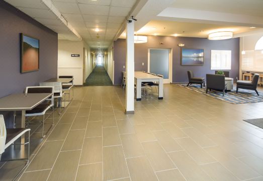 마이크로텔 인 & 스위트 리스버그