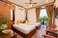 Hoi An Crony Villa فنادق في Duy Nghia