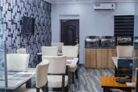 Wizy Hyatt Hotel