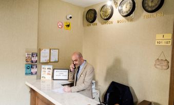 Hotel Imperial House