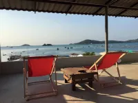 Sattahiptale Boutique Guesthouse & Hostel Hotels in Amphoe Sattahip