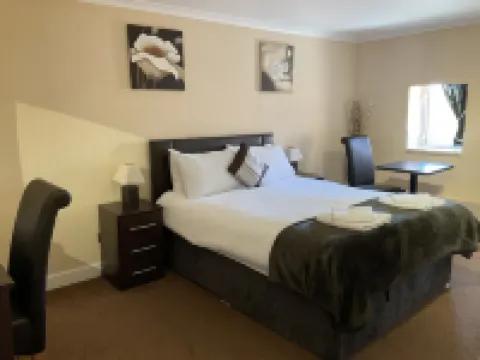 The Silverton Inn Hotels in Mid Devon District