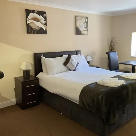 The Silverton Inn Hotels in Mid Devon District