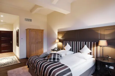 Gerber Park Hotel Отели в г. Уинген