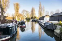 Roydon Marina Village Hotel - 2 estrellas