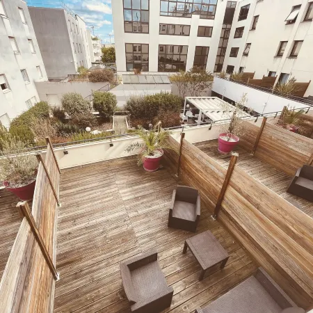 Novotel Bordeaux Centre Gare Saint Jean Отели рядом с достопримечательностью «Железнодорожный вокзал Бордо»