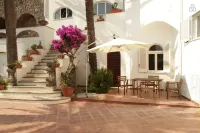 Eremo di Montevergine Ischia Apartments Hotel in zona Forio - Spiaggia arenile di San Francesco