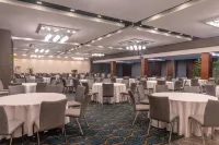 Radisson Blu Okoume Palace Hotel - فطور