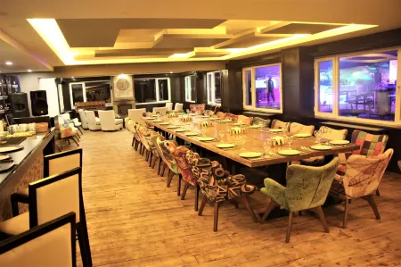 Dedeman Palandoken Resort Hotel Отели в г. Palandoken