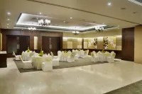 โรงแรมกอล์ดฟินช์ เดลี แอนซีอาร์ - พร้อมอาหารเช้า