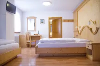 Hotel Genzianella Hotels in Ziano di Fiemme