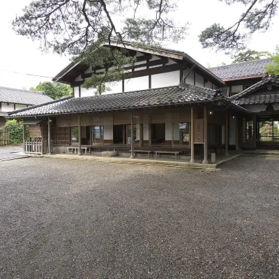 高志の宿 高島屋 そら野テラス周辺のホテル