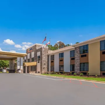 Comfort Suites