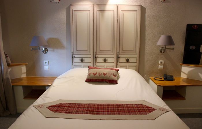 A la Maison Rouge Hôtel & Restaurant