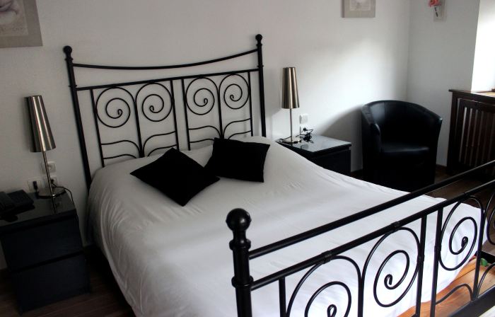 A la Maison Rouge Hôtel & Restaurant
