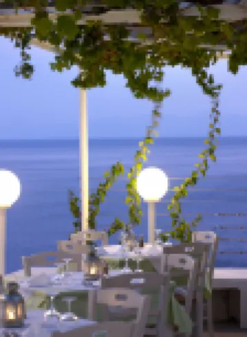 Atrium Hotel