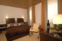 Adler Hotel Garni Hotels in Kongen