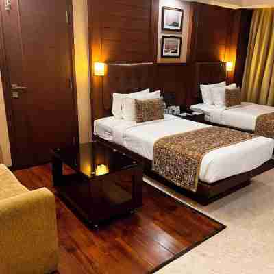 The Ocean Pearl Rooms