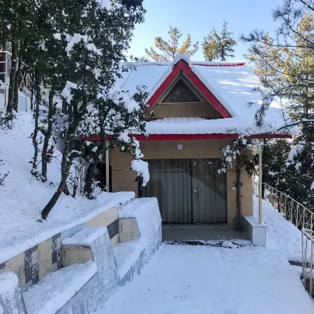 Kvr Clarks Inn, Kufri