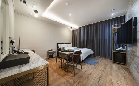 Fine Hotel Отели рядом с достопримечательностью «Kyung Hee University Hyejung Museum»