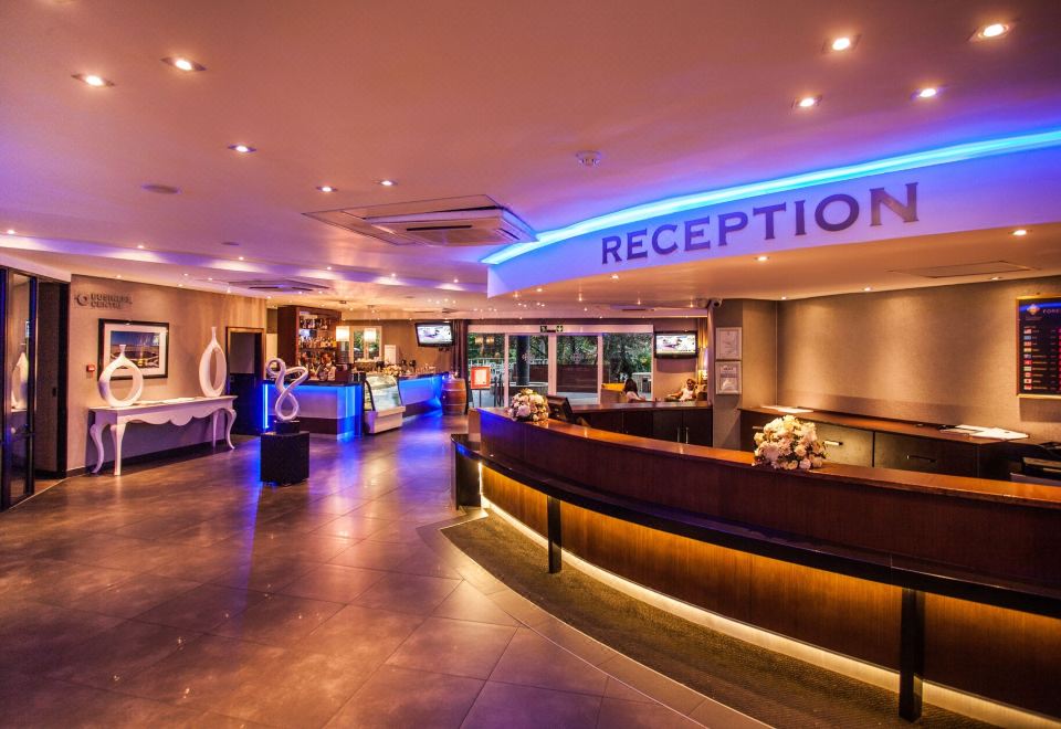 Coastlands Musgrave Hotel의 레스토랑 모습