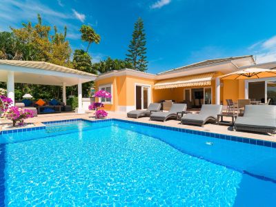 Luxury Pool Villa 604