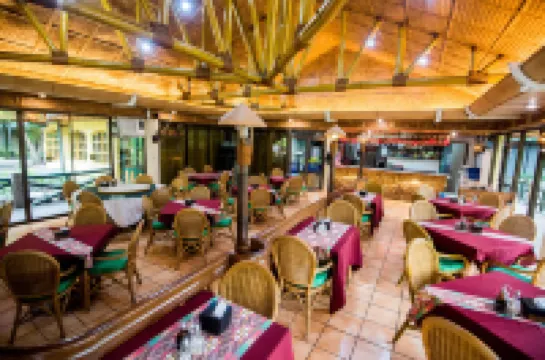 Family Country Hotel & Convention Center