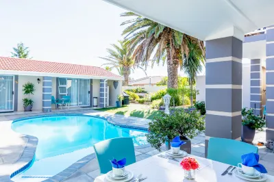 Atlantic Beach Villa Hotels near Bill Bezuidenhout Park