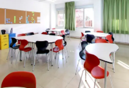 Residencia Albergue Jaca