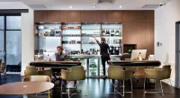 Hougoumont Hotel - bar