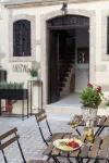 Harismari Cozy Hotel