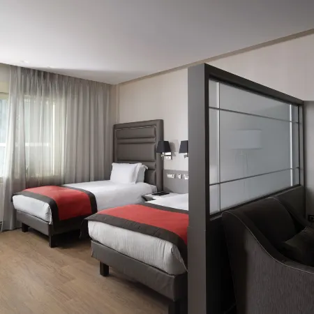 Holiday Suites